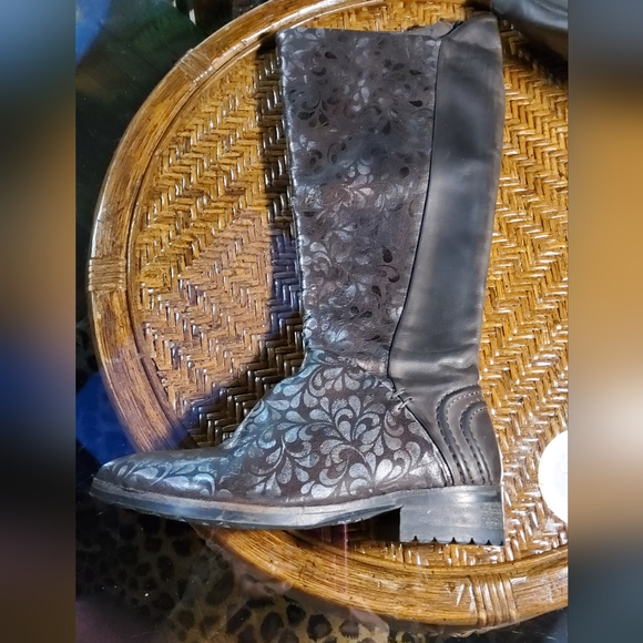 Felmini Designer Leather Boots 7 - Picture 8 of 11